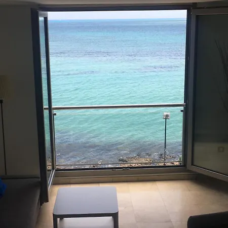 On The Beach Apartment