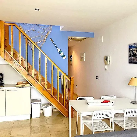 On The Beach Apartment *